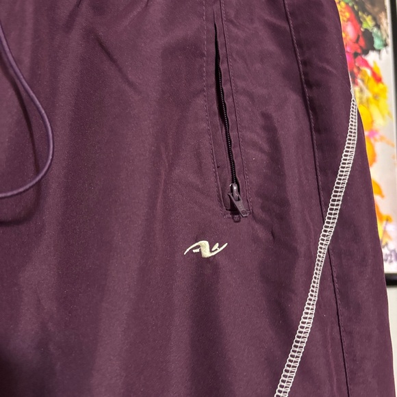 EUC capri athletic pants - Picture 2 of 6